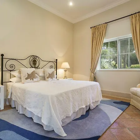 Sleeps 8 Pool Air Con T479971 Vila *