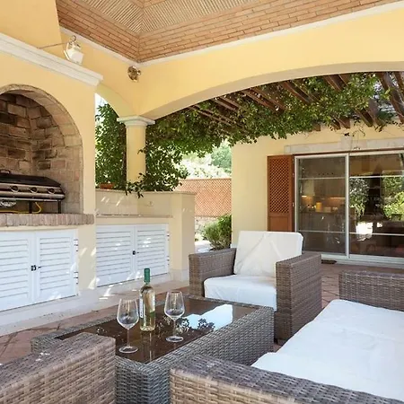 Sleeps 8 Pool Air Con T479971 Villa